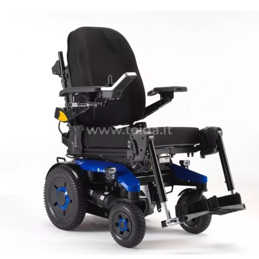 Elektrinis neįgaliojo vežimėlis INVACARE AVIVA RX40