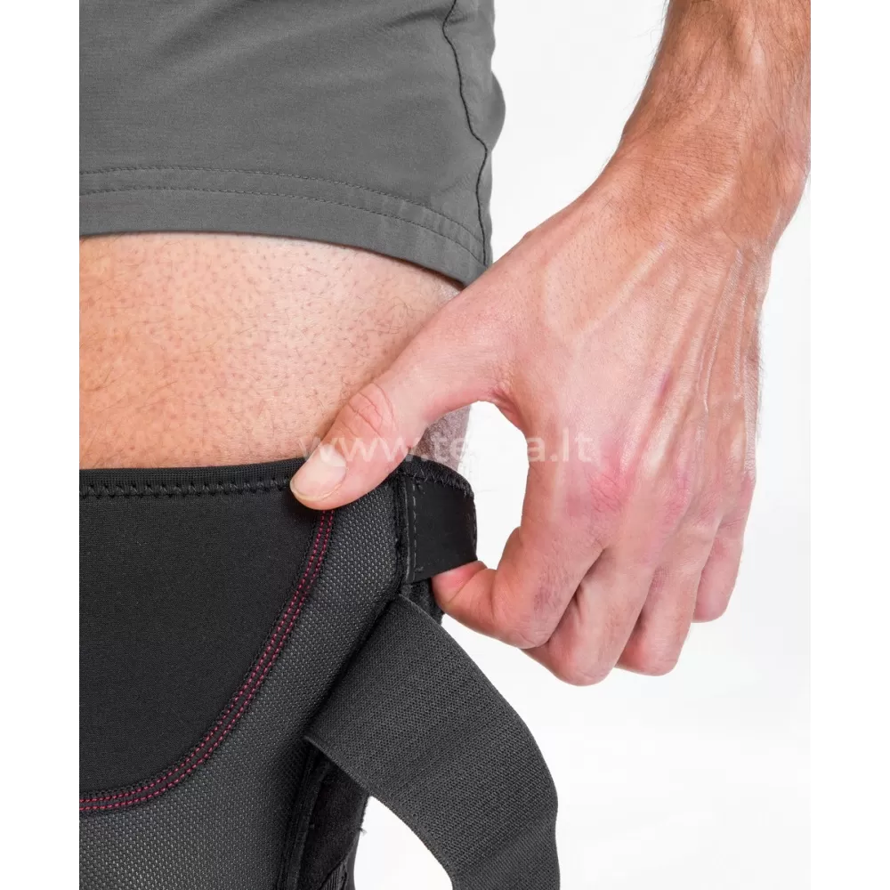 MUELLER® kelio įtvaras girnelei stabilizuoti