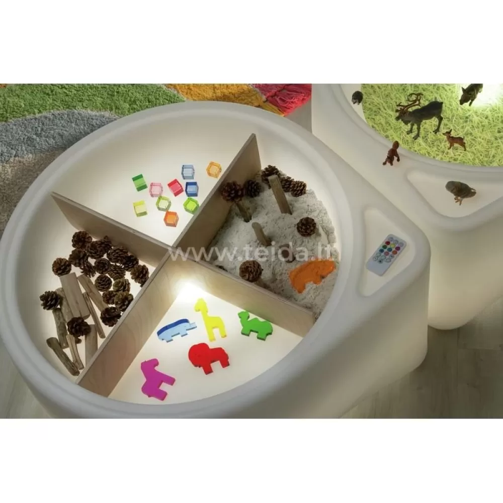 Šviečiantis stalo rinkinys su stalviršiu ir rūšiavimo apskritimu