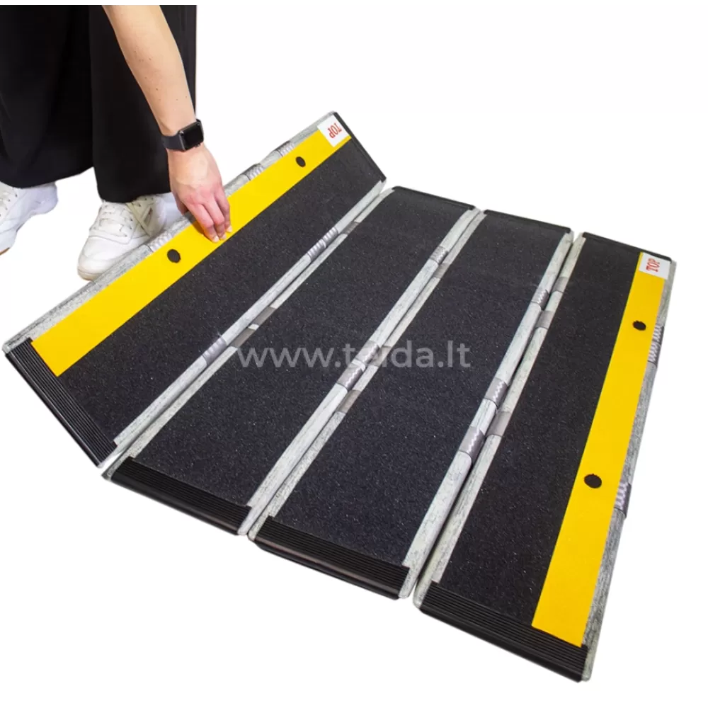 Sulankstomas pandusas aukštoms kliūtims ar siauriems praėjimams, dydis (ilgis x plotis) 165 x 75 cm