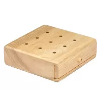 Medinė kaiščių lenta smulkiajai motorikai lavinti