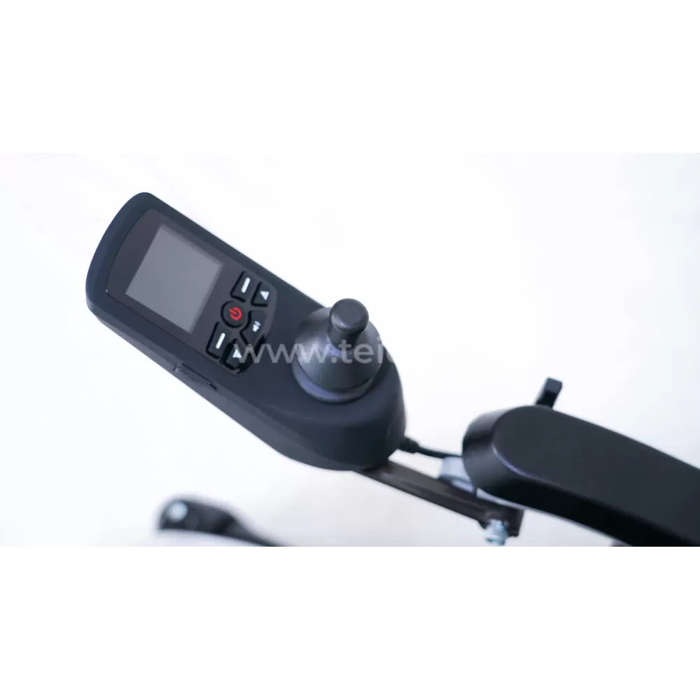 Išbandykite elektrinį neįgaliojo vežimėlį namuose