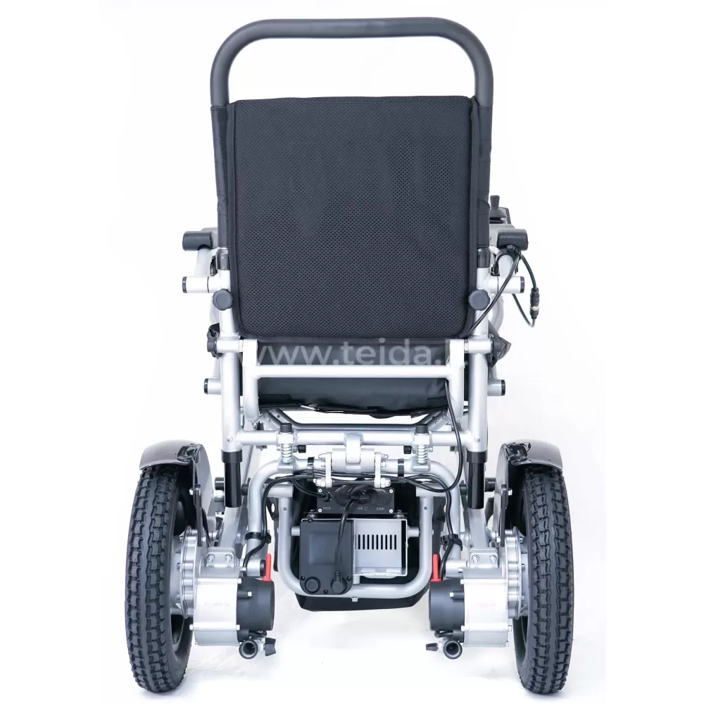 Išbandykite elektrinį neįgaliojo vežimėlį namuose